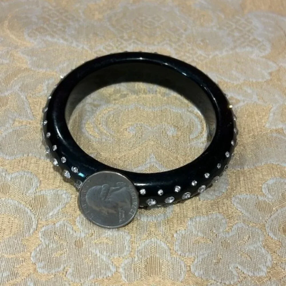 CHUNKY BLACK Rounded Lucite Rhinestone Bangle BRACELET - Picture 7 of 8